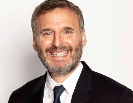 Phil Rosenthal’s Net Worth, Career Beginnings, Achievements, and Income Sources