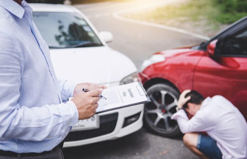 How a Car Accident Lawyer Can Help You With Your Case in Toronto