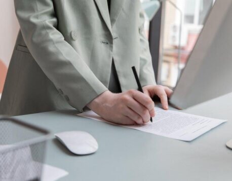 A Guide to Mobile Notary Services: Everything You Need to Know