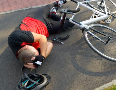 What to Do Immediately After a Bicycle Crash: 9 Steps Guide