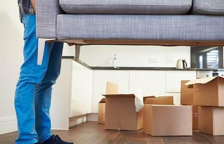 The Benefits of Hiring Professional House Movers Over DIY Moving