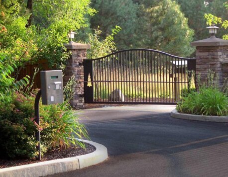 How Automated Gate Services Can Enhance Security and Convenience