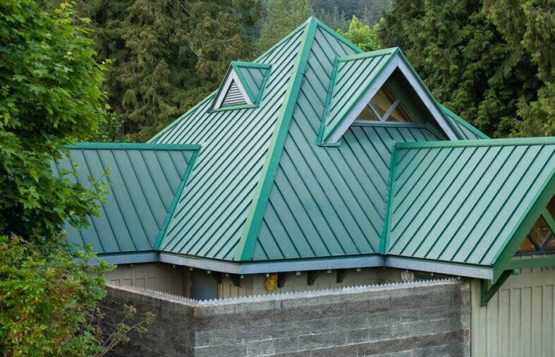 The Ultimate Guide to Metal Roofs: Everything You Need to Know