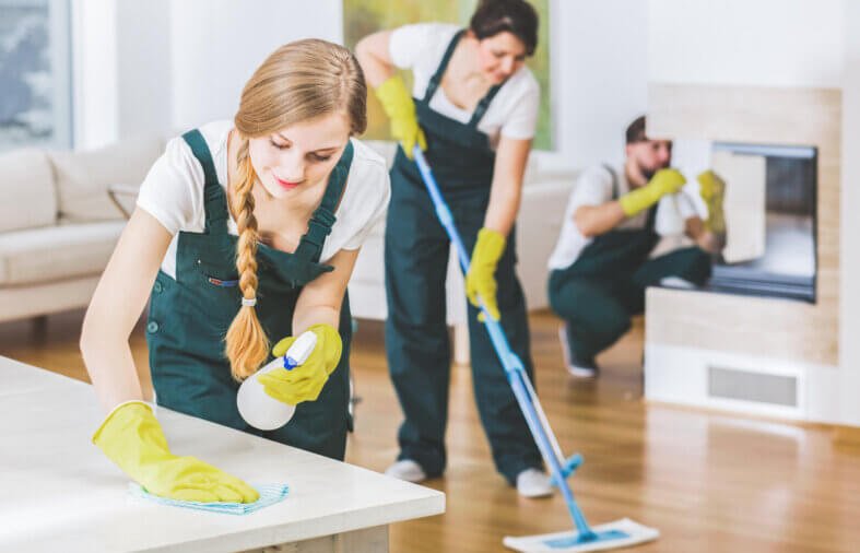 How to Choose the Right Recurring House Cleaning Service for Your Home