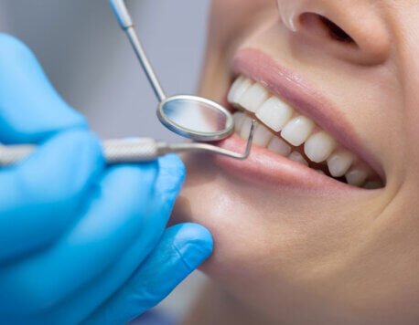 Difference between a dentist and an oral health therapist