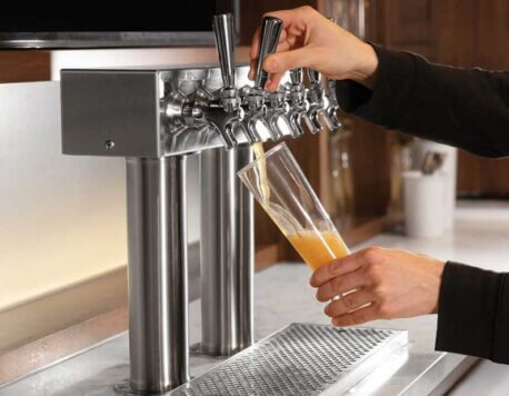 How to Choose a Draft Beer Tower for Your Bar