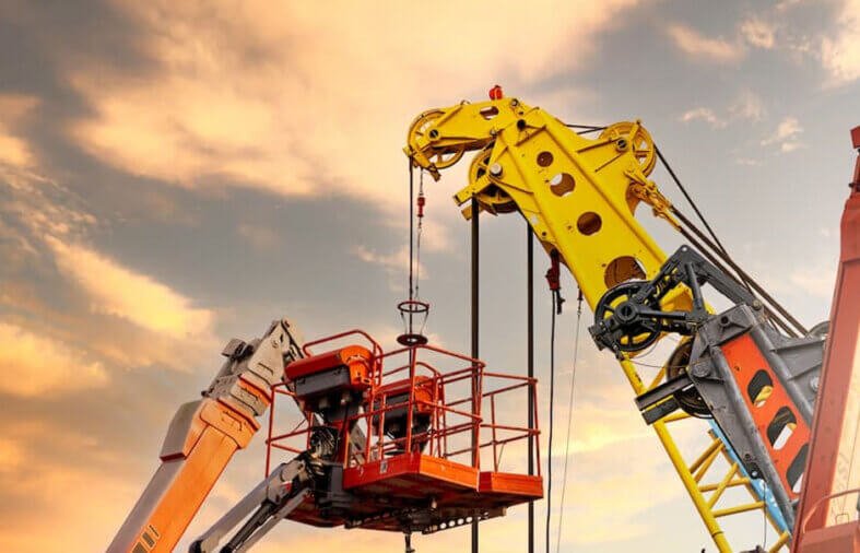 Essential Tips for Renting Heavy Lifting Equipment