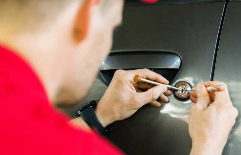 The Benefits of Professional Automotive Locksmith Services for Your Car Security