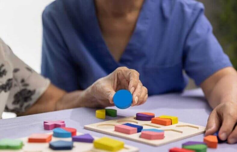 Top 6 Memory Care Activities for Seniors with Dementia