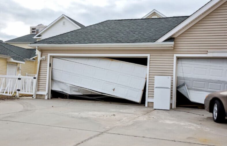 Emergency Garage Door Repairs in Houston: Where to Find 24/7 Services