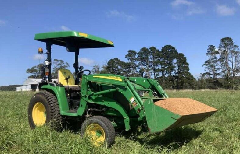 How a Tractor Canopy Can lmprove Comfort and Efficiency on the Farm