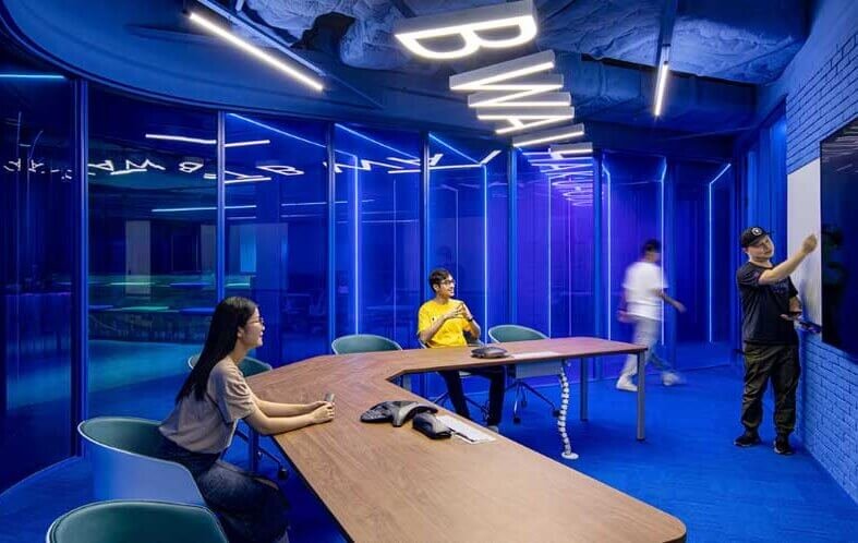 Creative Ways to Use Neon Signs in Office Spaces for a Productive Environment: Improving Workplace Ambiance