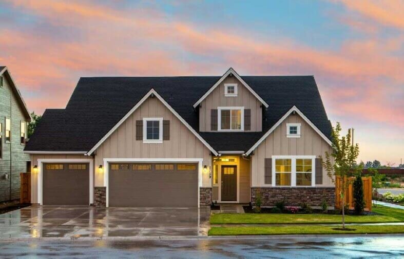 5 Roofing Emergencies That Need Urgent Attention
